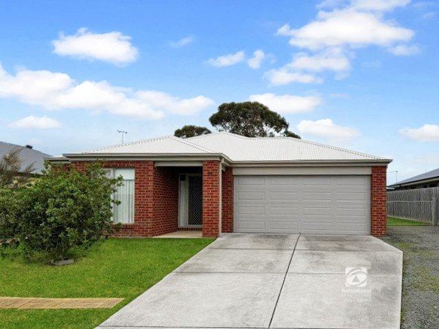 NORTH FACING FAMILY LIVING!
