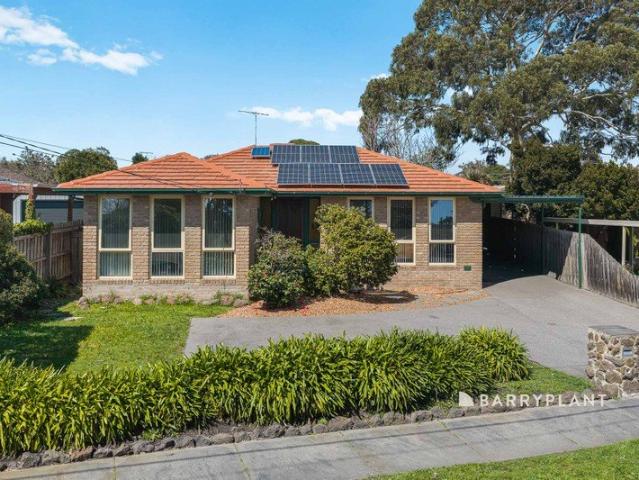 North Facing Family Living with Plenty of Space