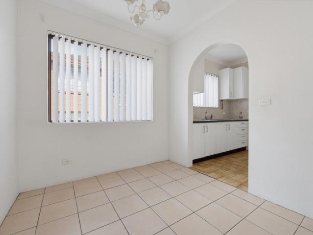 NORTH FACING | FIRST TIME OFFERED | VACANT POSSESSION