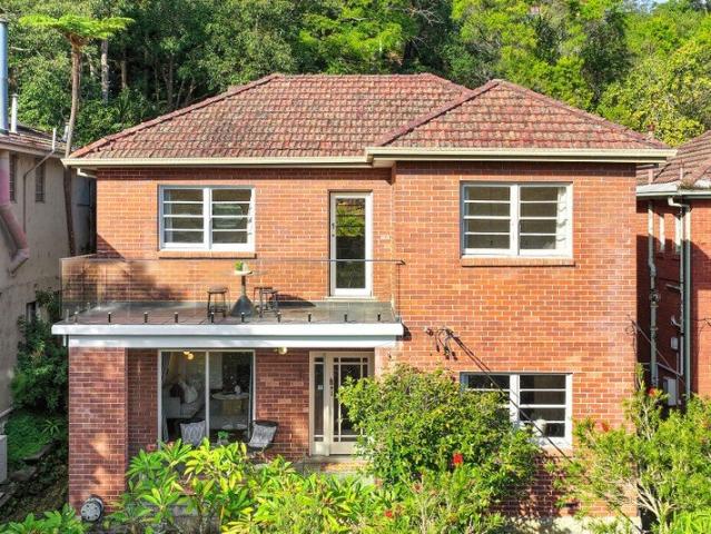 North facing full brick family home with stunning views