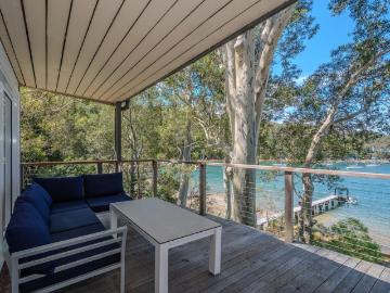 North Facing Fully Furnished Waterfront Home $1,000 per week available now