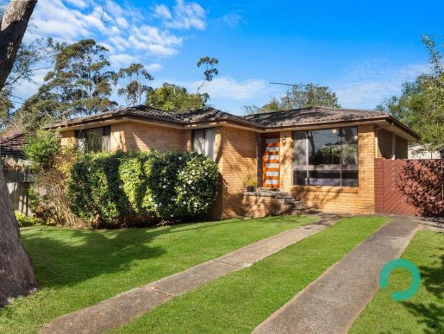 North facing home on amazing block