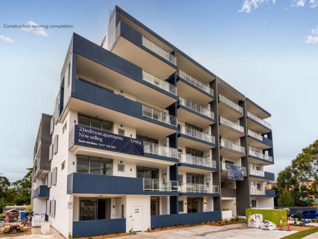 North facing, huge wraparound balcony, study nook + double parking