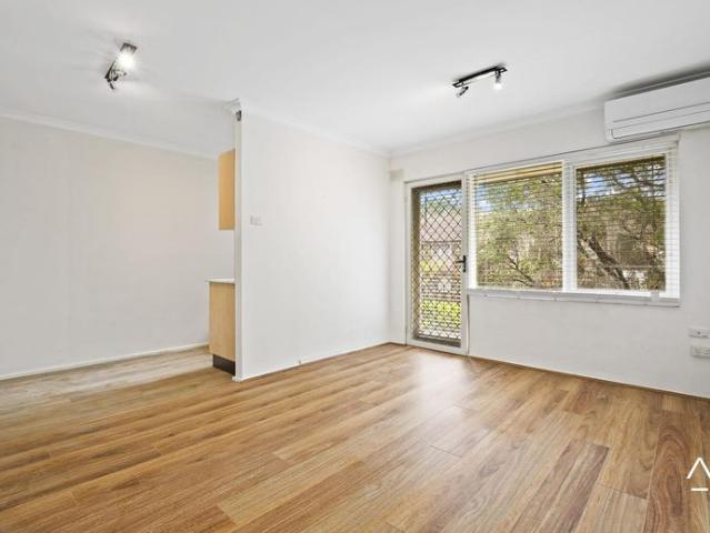 North Facing One Bedroom Apartment Moments from Dulwich Hill Village