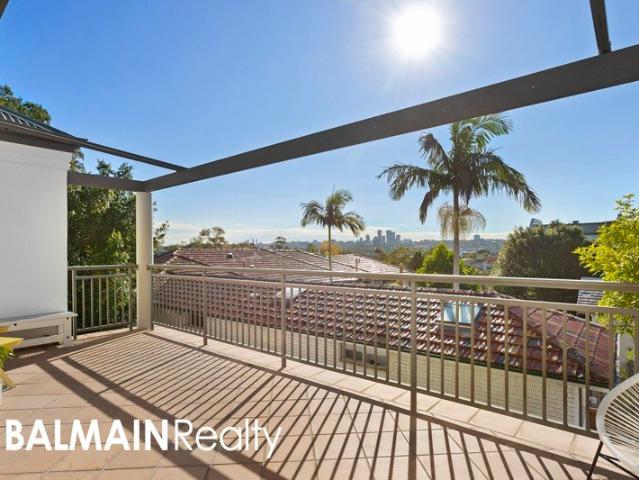 North Facing One Bedroom Apartment with Spectacular District Views & Oversized 20sqm Entertainer's Balcony