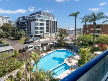 The Best Value Apartment In The Entrance North Facing, Ocean Views & Ready to Move In.