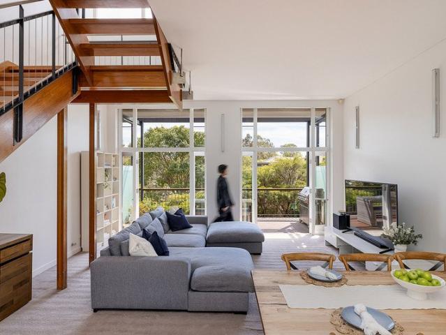 North facing Loft Style Residence In Renowned Art Deco Conversion