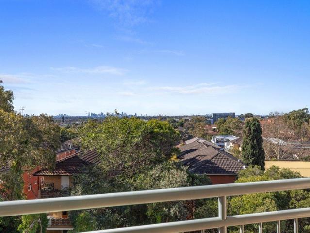 North facing life style Apartment Living with Leafy & City Skyline Views