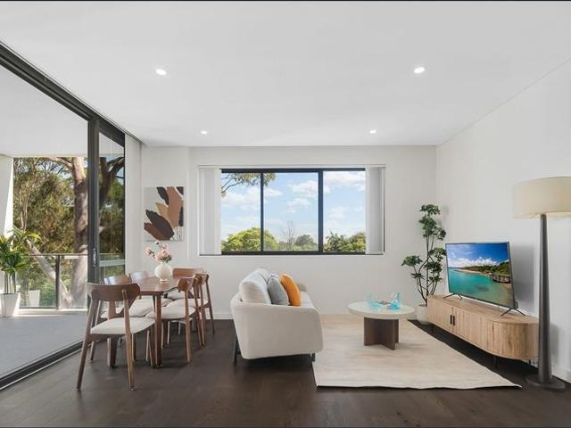 North Facing Luxury Apartment, Positioned in a Quiet Blue Chip Enclave