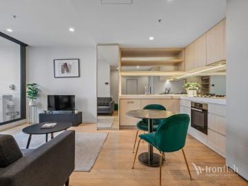 North Facing Luxury with Abundant Natural Light in Melbourne Village