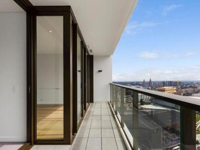 North facing & Magnificent Darling Harbour view 2 bed 2 Bath apartment with 1 Car Space