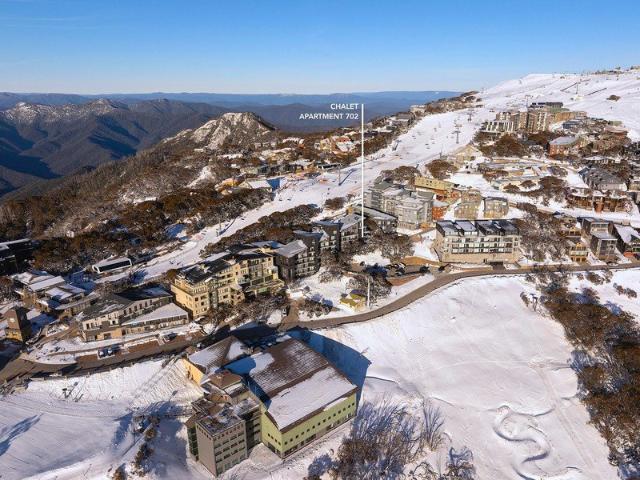 North Facing Ski In Ski Out Apartment
