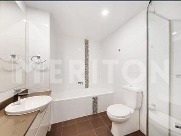 NORTH FACING, SPACIOUS 3 BEDROOM APARTMENT WONT LAST LONG. DONT MISS OUT!
