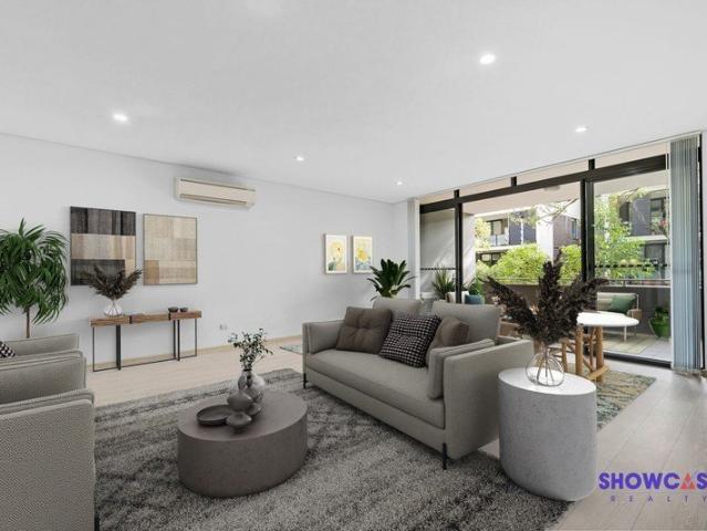 North Facing, Spacious Floorplan with 2 Cars