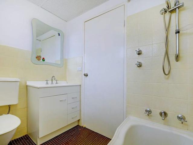 North Facing | Sun filled Apartment | Central Location