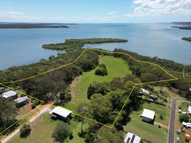 North Facing Peninsula Exceptional Residential or Commercial Potential Your Dream Awaits