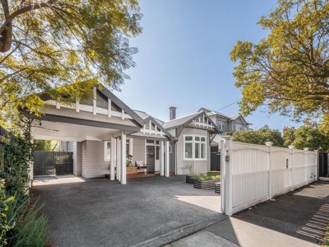 North Facing Period Charm Moments from the Bay