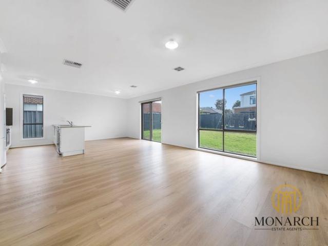 North Facing Renovated 4 Bedroom Home in Quiet Cul de sac