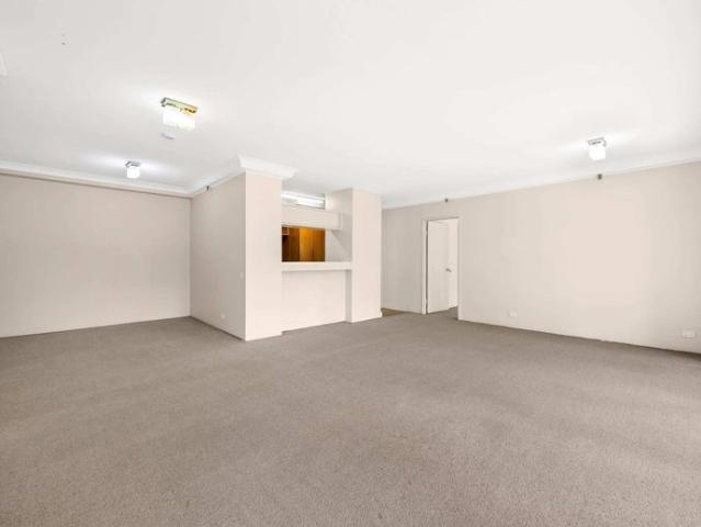 NORTH FACING RESIDENCE | RESORT STYLE LIVING | OVERSIZED ENTERTAINER'S BALCONY