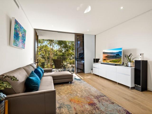 North Facing, Resort Style Apartment