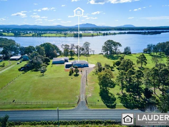 North Facing Riverfront Acreage