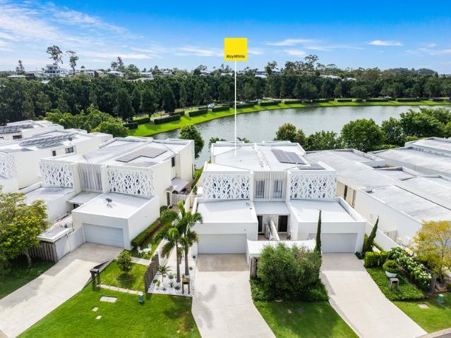 North Facing, Waterfront Townhouse Beautifully Renovated!