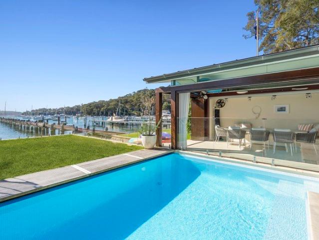 North facing waterfront with private beach