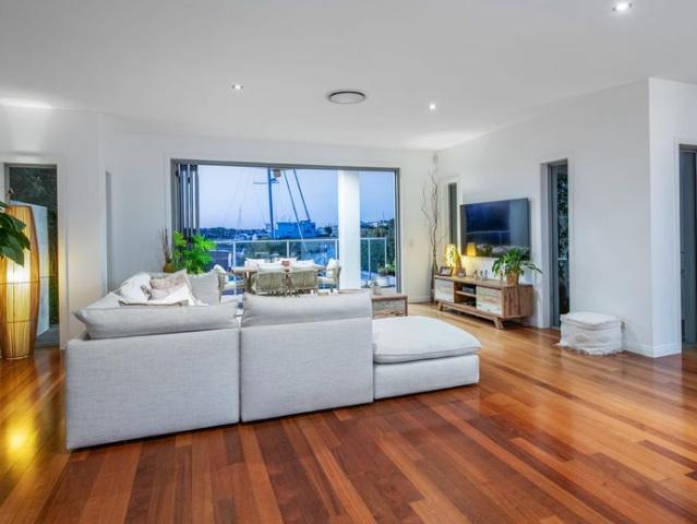 NORTH FACING WATERFRONT HOME IN GRACEMERE ESTATE WITH PONTOON AND POOL INCLUDED!