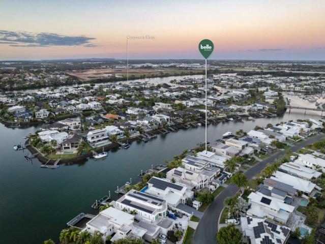 North Facing Waterfront Living with Space, Style & Exceptional Versatility
