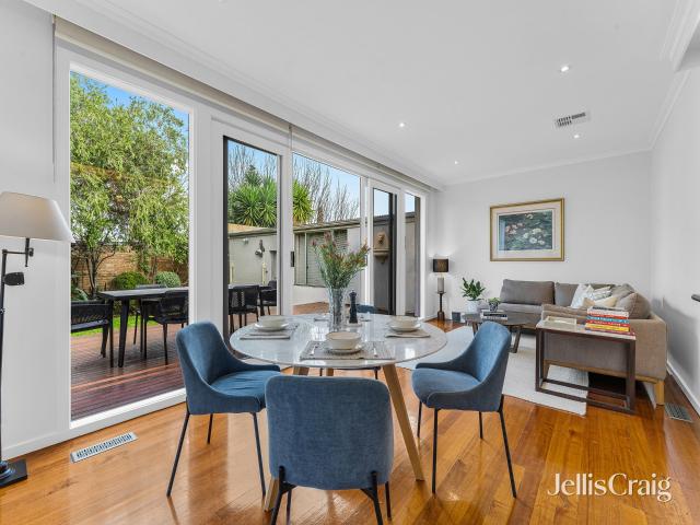 North Facing, Warm & Bright, Elegantly Renovated Family Living in Bentleigh East