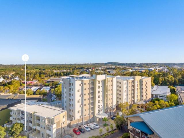 North facing, well built building, location & Lifestyle