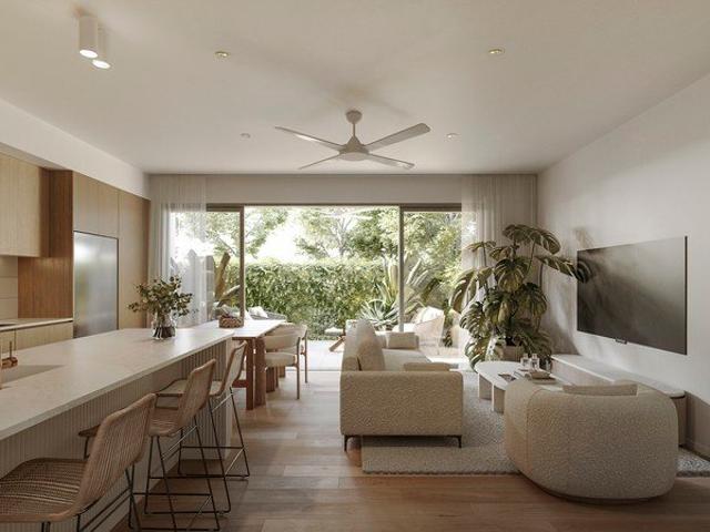 North facing Townhome with large additional multipurpose room