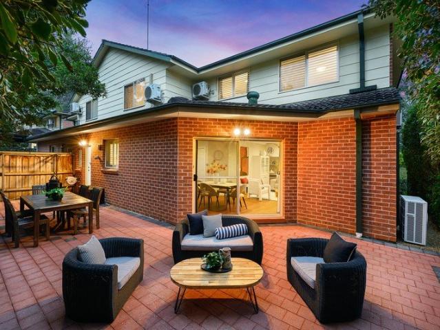 North Facing Townhouse with Double Garage in Boutique Complex