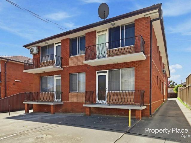 North Facing Top Floor Apartment with Registered Car Space