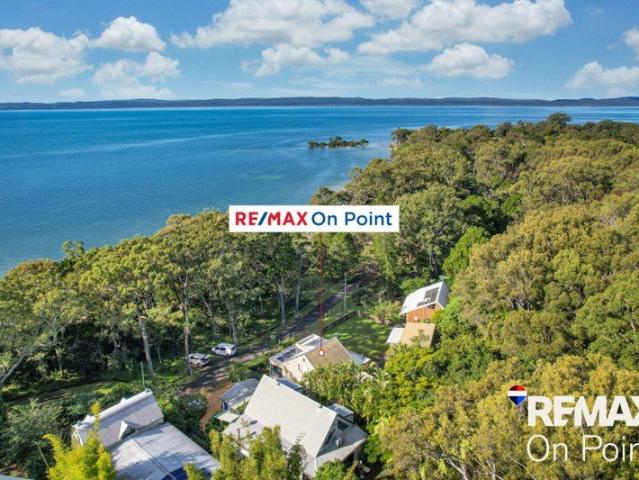 North Facing Three Storey Home | Morwong Beach | Water Views |Granny Flat, Lift, Solar & Air Con