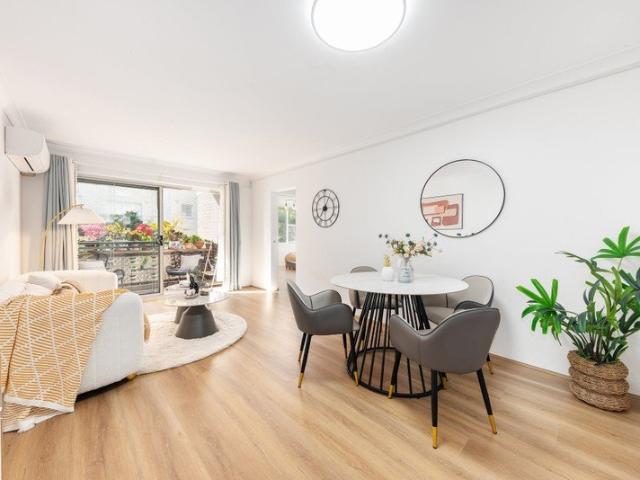 North Facing Tranquil park side haven adjacent Brennan Park strolls to Waverton Village