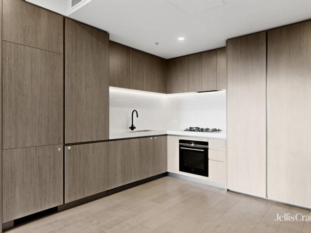 North Facing Two Bedroom Apartment with Secure Parking and Storage
