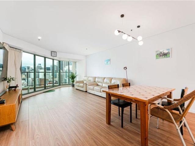 North facing Two Bedroom & Large Study +1 Car Furnished with Spectacular Views For Lease