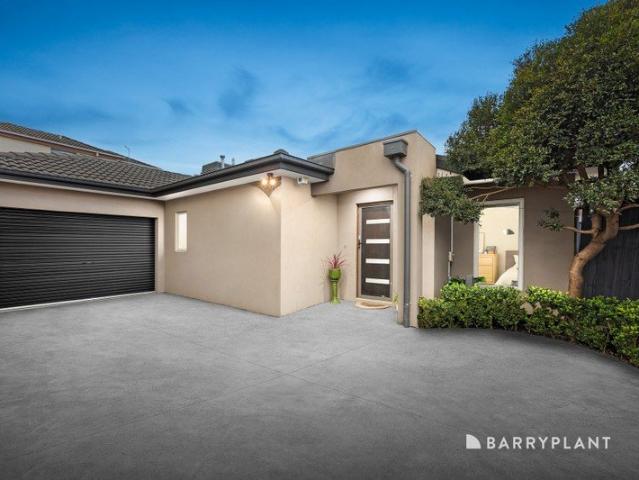 North Facing Yard & Low Maintenance Living