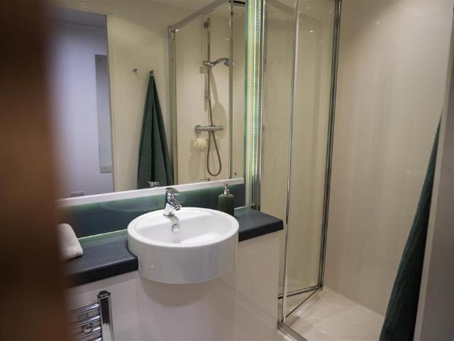 North Hanover Street, Glasgow G4 Studio to rent £1,209 pcm £279 pw