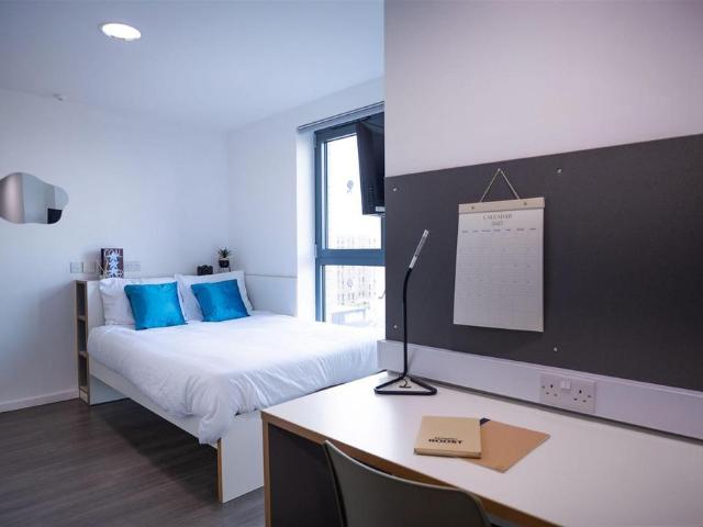 North Hanover Street, Glasgow G4 Studio to rent £1,209 pcm £279 pw