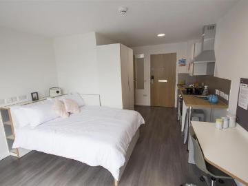 North Hanover Street, Glasgow G4 Studio to rent £1,209 pcm £279 pw