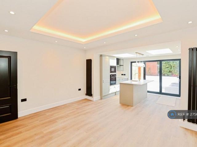 North Hill, London, N6 3 bed end of terrace house to rent £3,350 pcm £773 pw