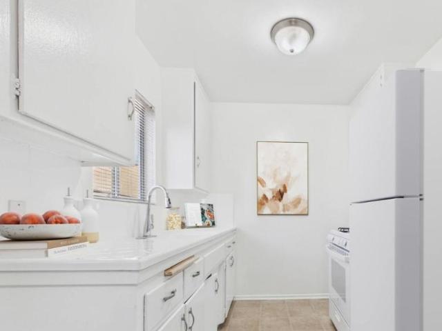 North Hollywood CA 91606 104856957