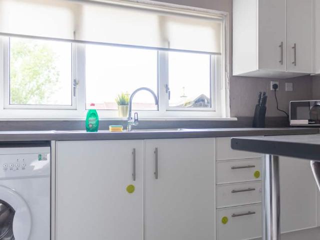 North Lanarkshire, G69 7QX, United Kingdom | 2 bed house for rent #127103828 | Rentberry