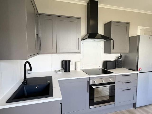North Lanarkshire, G69 7SJ, United Kingdom | 2 bed apartment for rent #166241982 | Rentberry