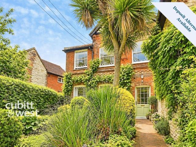 North Lane, Buriton, Petersfield GU31, 1 bed flat to rent, £1,200 pcm | PrimeLocation