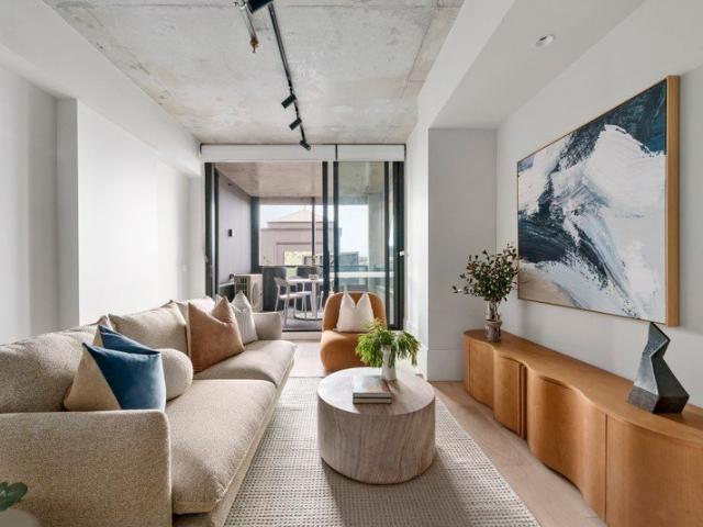 North Light, Corner Comfort