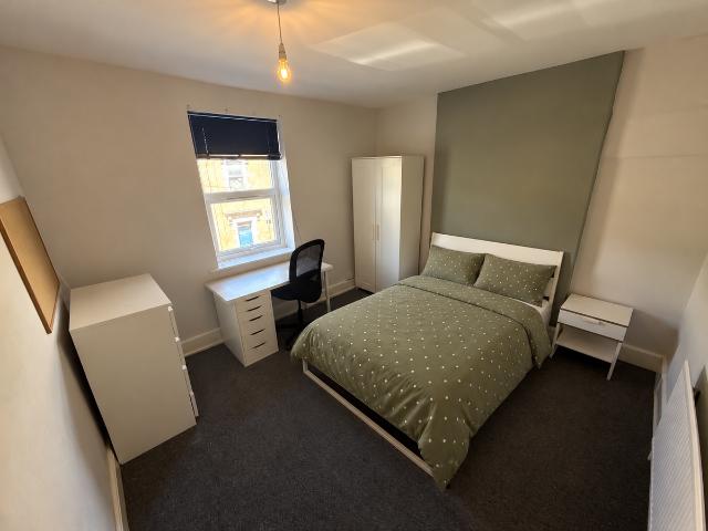 North Luton, Cardiff CF24, Cardiff, 6 bed terraced house to rent, £3,240 pcm | PrimeLocation