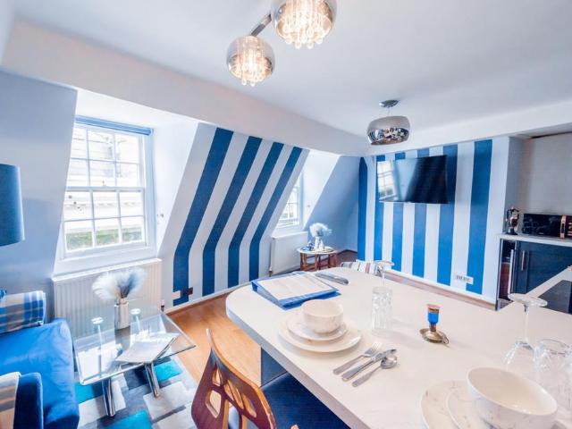 North Parade, Bath 1 bed flat to rent £1,595 pcm £368 pw